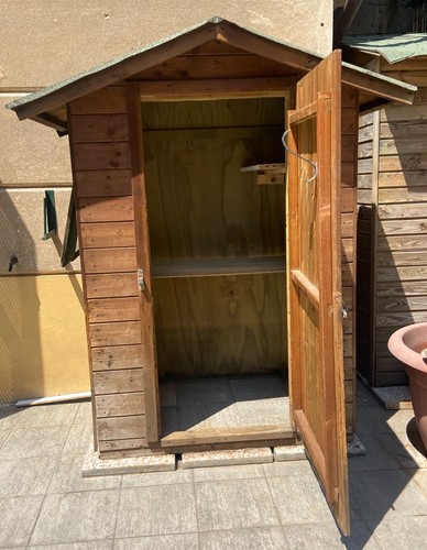 Casetta legno usata - in,